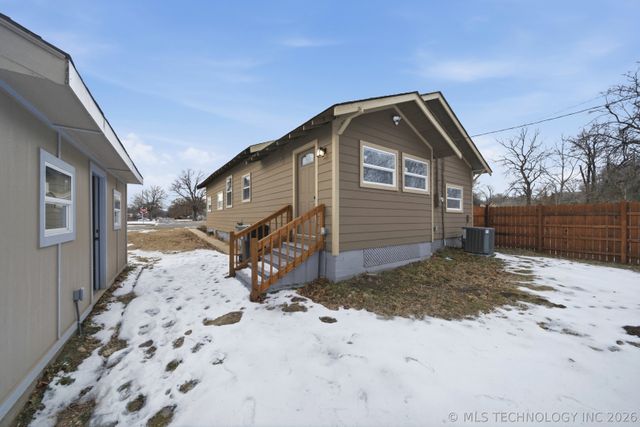 322 N 9th Street, Muskogee, OK 74401