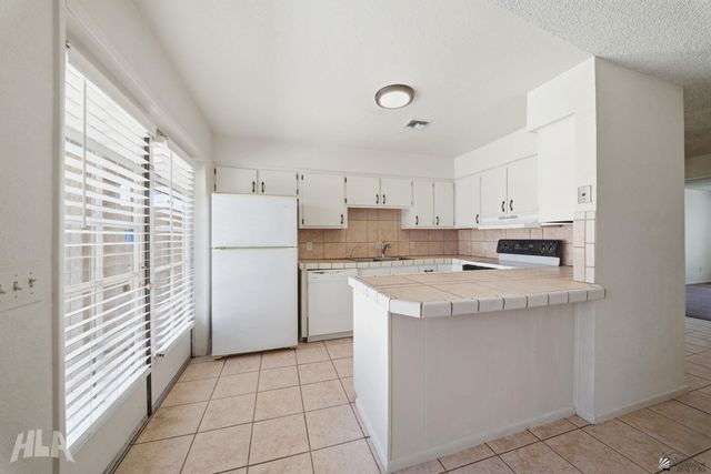 2155 S 14 Ave, Yuma, AZ 85365