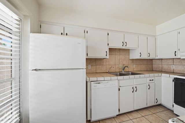 2155 S 14 Ave, Yuma, AZ 85365