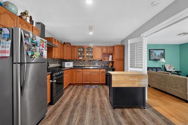 18819 Avalon Blvd Boulevard, Carson, CA 90746