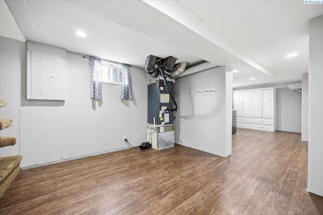 1715 W Bonneville Street, Pasco, WA 99301