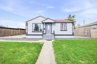 1715 W Bonneville Street, Pasco, WA 99301