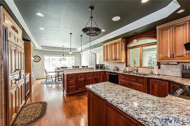 14454 King Rd, Doswell, VA 23047