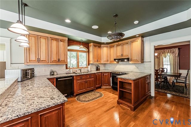 14454 King Rd, Doswell, VA 23047