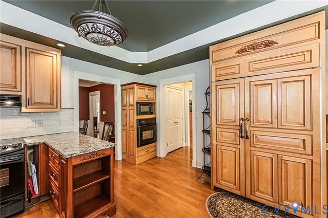 14454 King Rd, Doswell, VA 23047