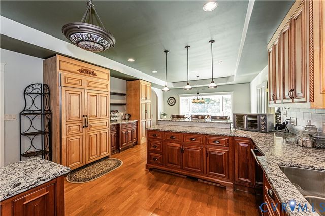 14454 King Rd, Doswell, VA 23047