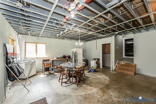 14454 King Rd, Doswell, VA 23047