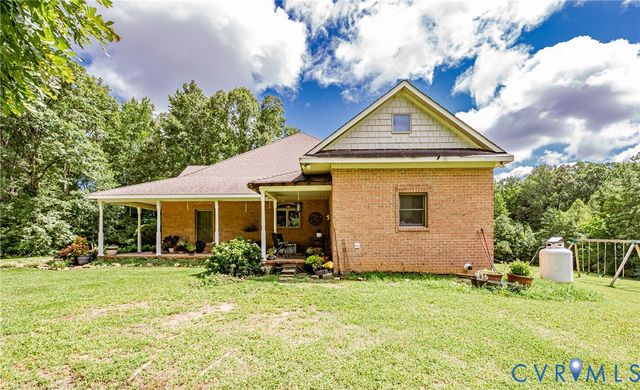 14454 King Rd, Doswell, VA 23047