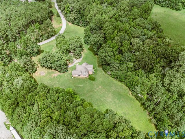 14454 King Rd, Doswell, VA 23047