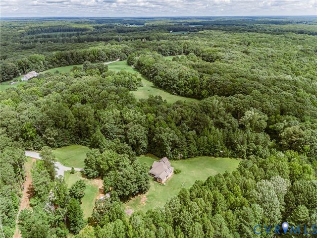 14454 King Rd, Doswell, VA 23047
