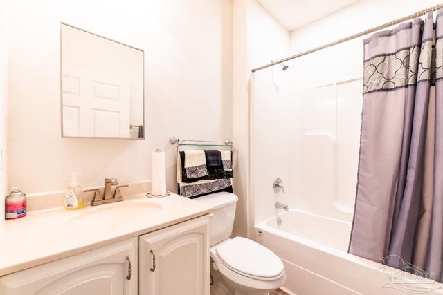 5105 Wildewood Ave, Pensacola, FL 32505