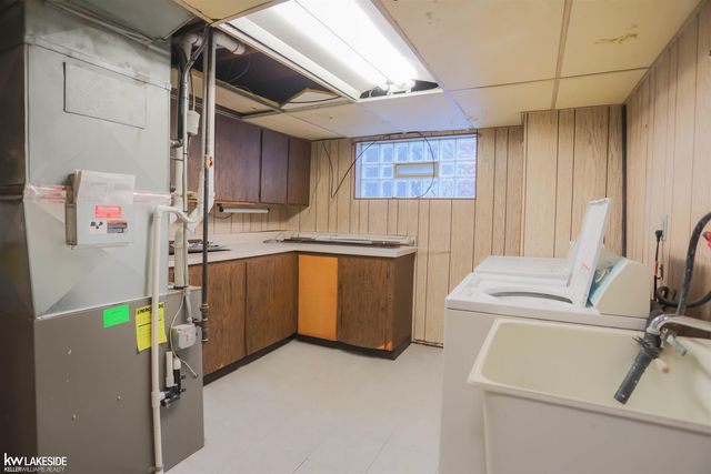 29766 Wagner Avenue, Warren, MI 48093