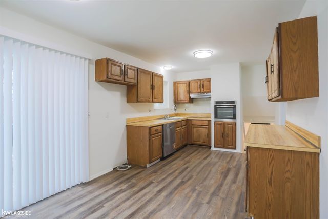 29766 Wagner Avenue, Warren, MI 48093