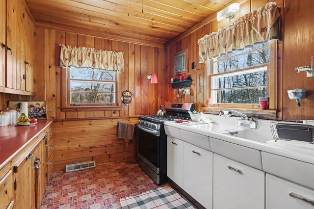 6408 Sylvan Drive, Gladwin, MI 48624