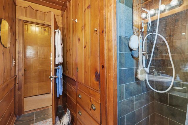 6408 Sylvan Drive, Gladwin, MI 48624