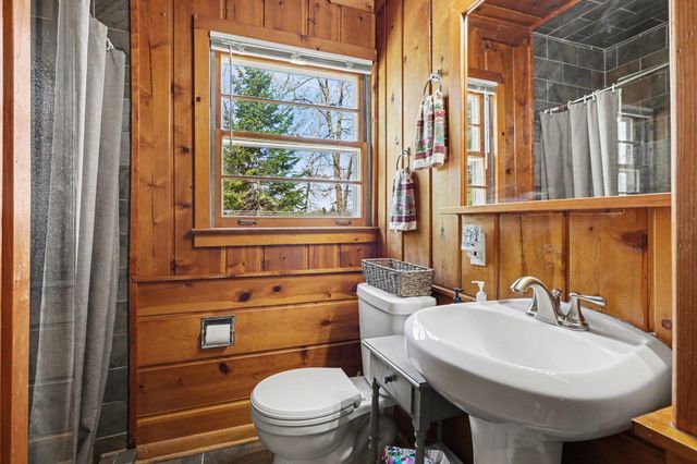 6408 Sylvan Drive, Gladwin, MI 48624