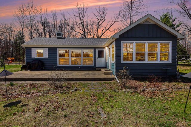 6408 Sylvan Drive, Gladwin, MI 48624