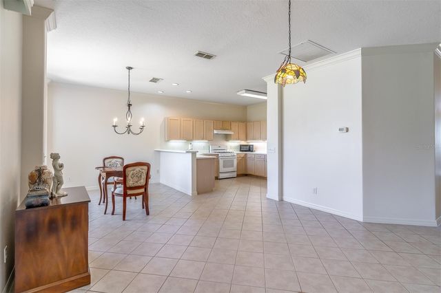 9288 SW 93RD CIRCLE, Ocala, FL 34481