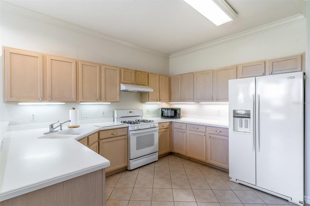 9288 SW 93RD CIRCLE, Ocala, FL 34481
