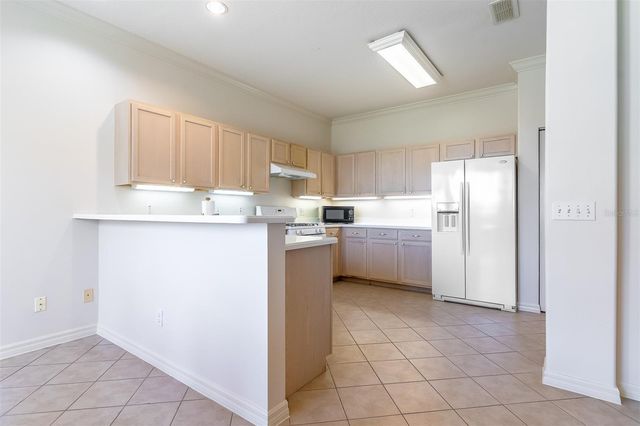 9288 SW 93RD CIRCLE, Ocala, FL 34481