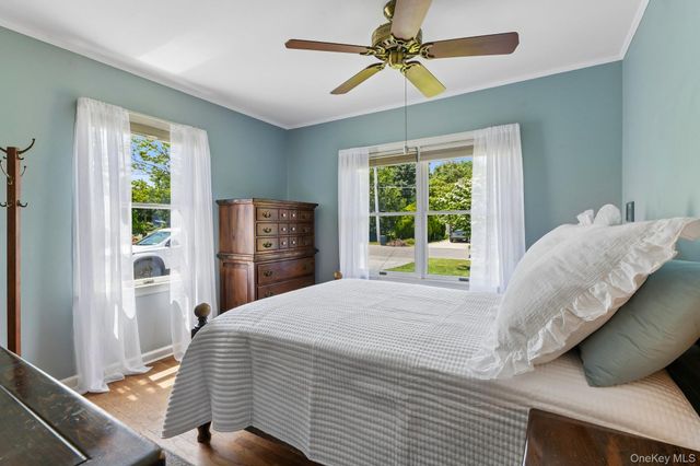33 Cornell Street, East Northport, NY 11731