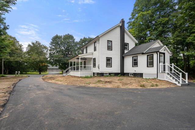 164 North Grand Street, Suffield, CT 06093