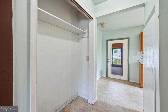 30 GLOVER AVE, Mount Ephraim, NJ 08059