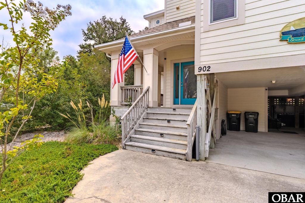 Image 4 of property listing at 902 Emerald Court Lot 71, Corolla, NC 27927