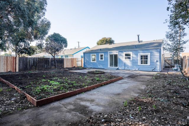 116 Hogan Ave, Vallejo, CA 94589