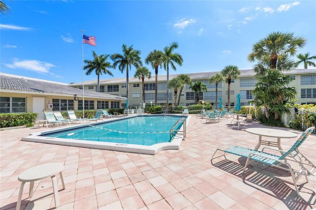 1951 NE 39th Street 156, Lighthouse Point, FL 33064