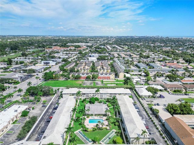 1951 NE 39th Street 156, Lighthouse Point, FL 33064