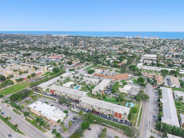 1951 NE 39th Street 156, Lighthouse Point, FL 33064