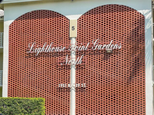 1951 NE 39th Street 156, Lighthouse Point, FL 33064