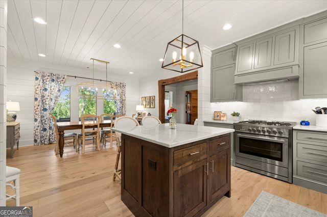 152 Mountain Streams Drive, Cleveland, GA 30528