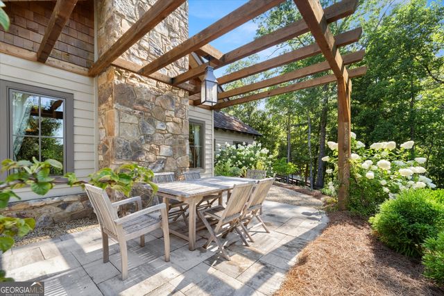 152 Mountain Streams Drive, Cleveland, GA 30528