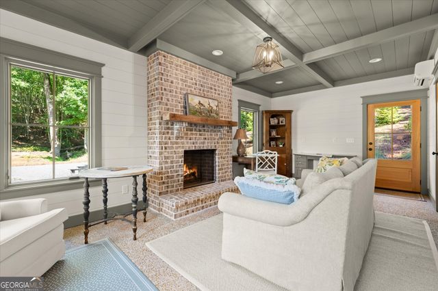152 Mountain Streams Drive, Cleveland, GA 30528