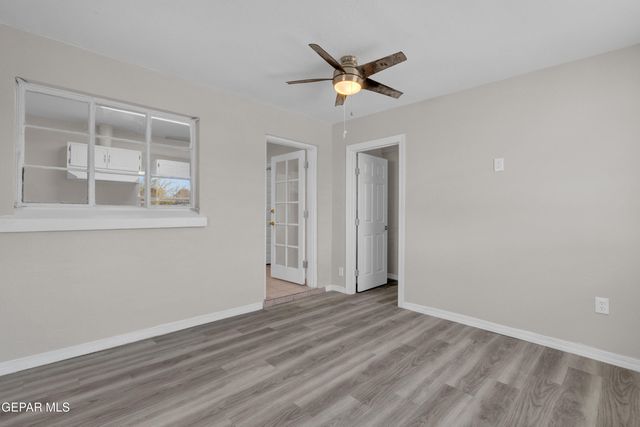 829 Huckleberry Street, El Paso, TX 79903