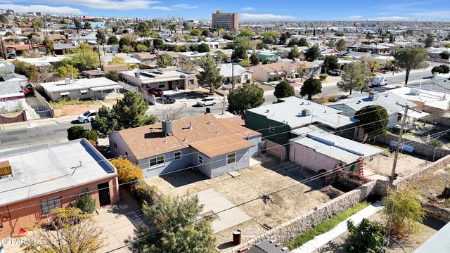 829 Huckleberry Street, El Paso, TX 79903