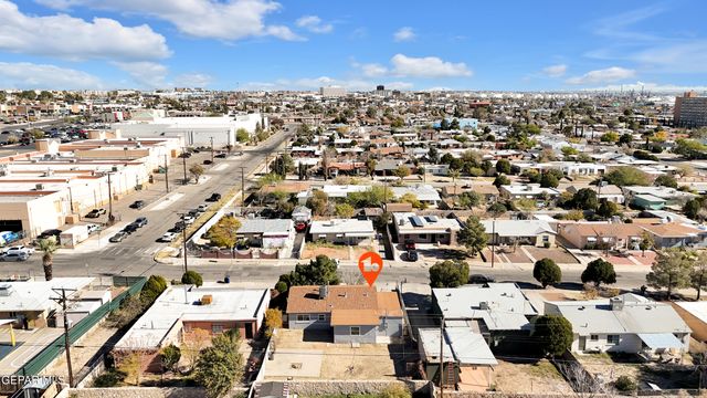829 Huckleberry Street, El Paso, TX 79903