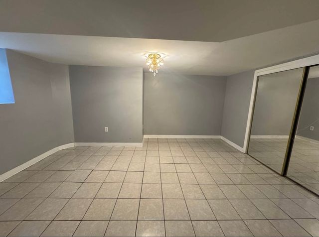 6733 S Maplewood Avenue, Chicago, IL 60629