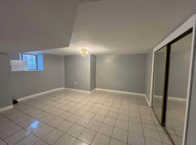 6733 S Maplewood Avenue, Chicago, IL 60629