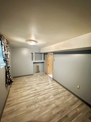 6733 S Maplewood Avenue, Chicago, IL 60629