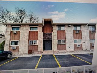 7513 Woodview Street, Westland, MI 48185