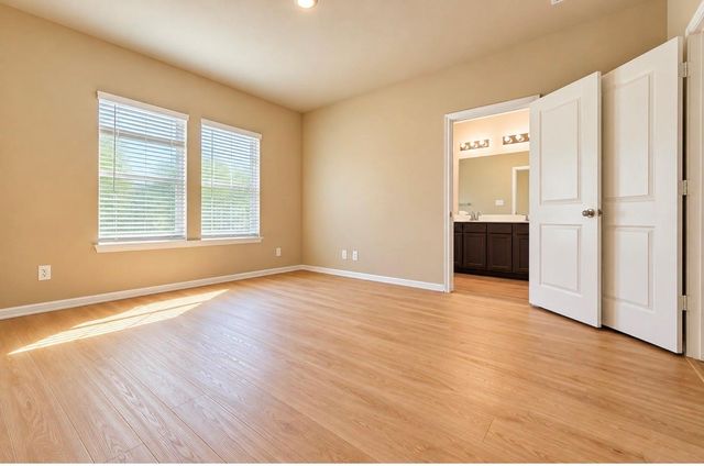 9209 Sea Garden Street, Houston, TX 77034