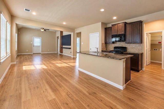 9209 Sea Garden Street, Houston, TX 77034