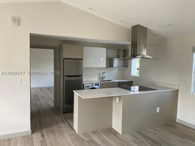 8035 Abbott Ave 107, Miami Beach, FL 33141