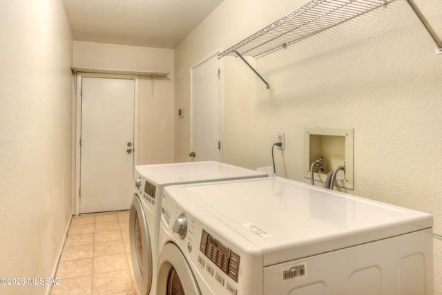 1422 S Moonflower Lane, Tucson, AZ 85748