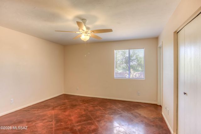1422 S Moonflower Lane, Tucson, AZ 85748
