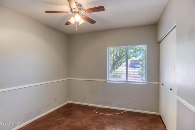 1422 S Moonflower Lane, Tucson, AZ 85748