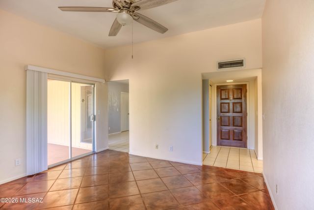 1422 S Moonflower Lane, Tucson, AZ 85748